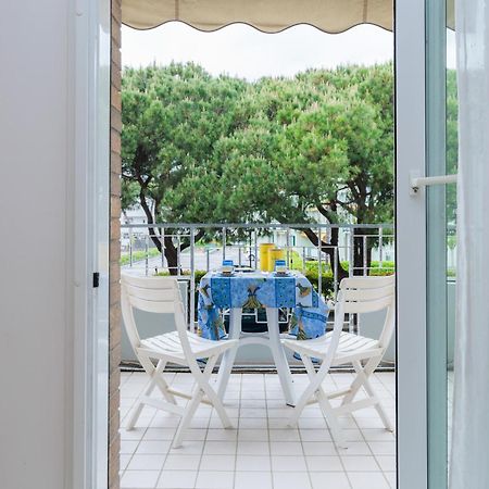 Jesolo Beach! Fronte Mare - Piscina Park E Posto Spiaggia Inclusi Εξωτερικό φωτογραφία